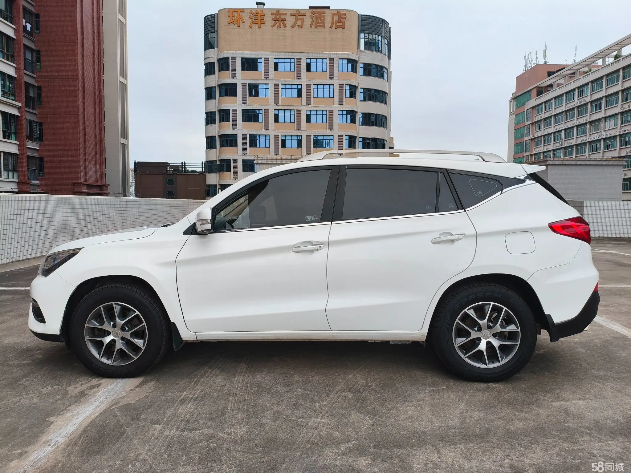 BYD Song 2018 car image #13