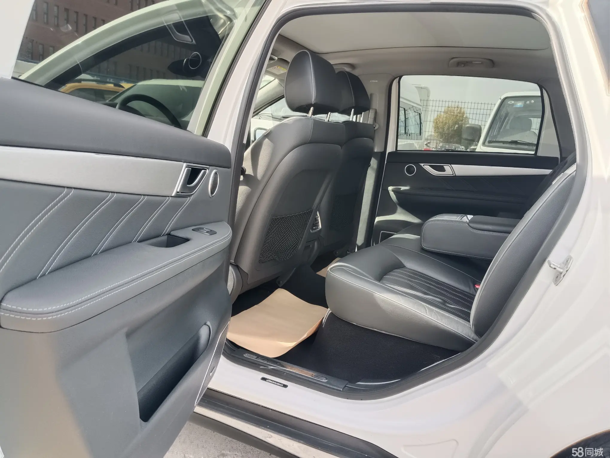 Denza DENZA 2017 imagen de coche #13