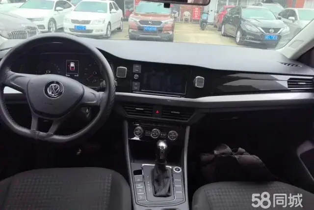 Volkswagen Bora Pure Electric 2021 صورة سيارة #13