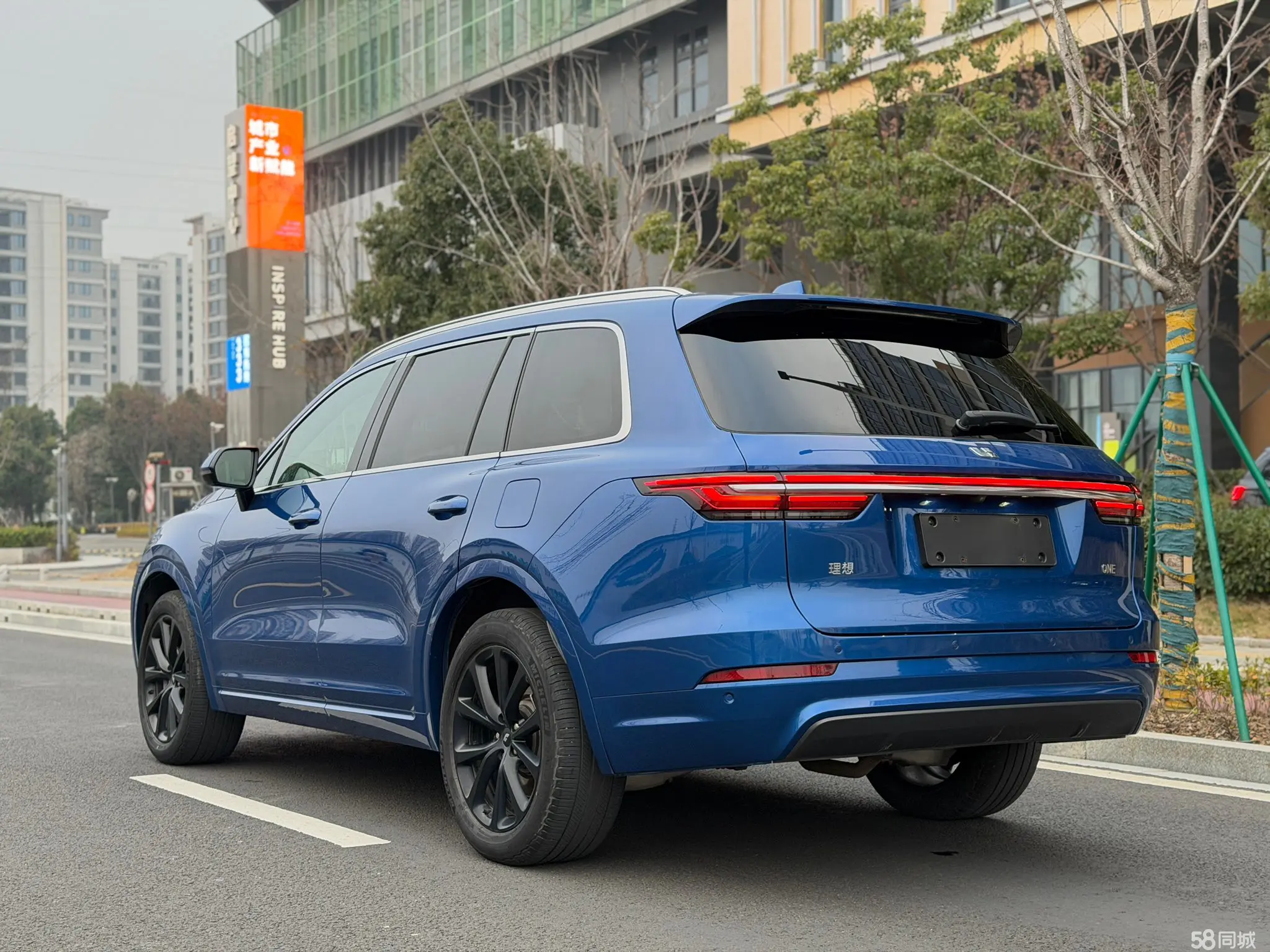 Li One 2021 изображение автомобиля #13