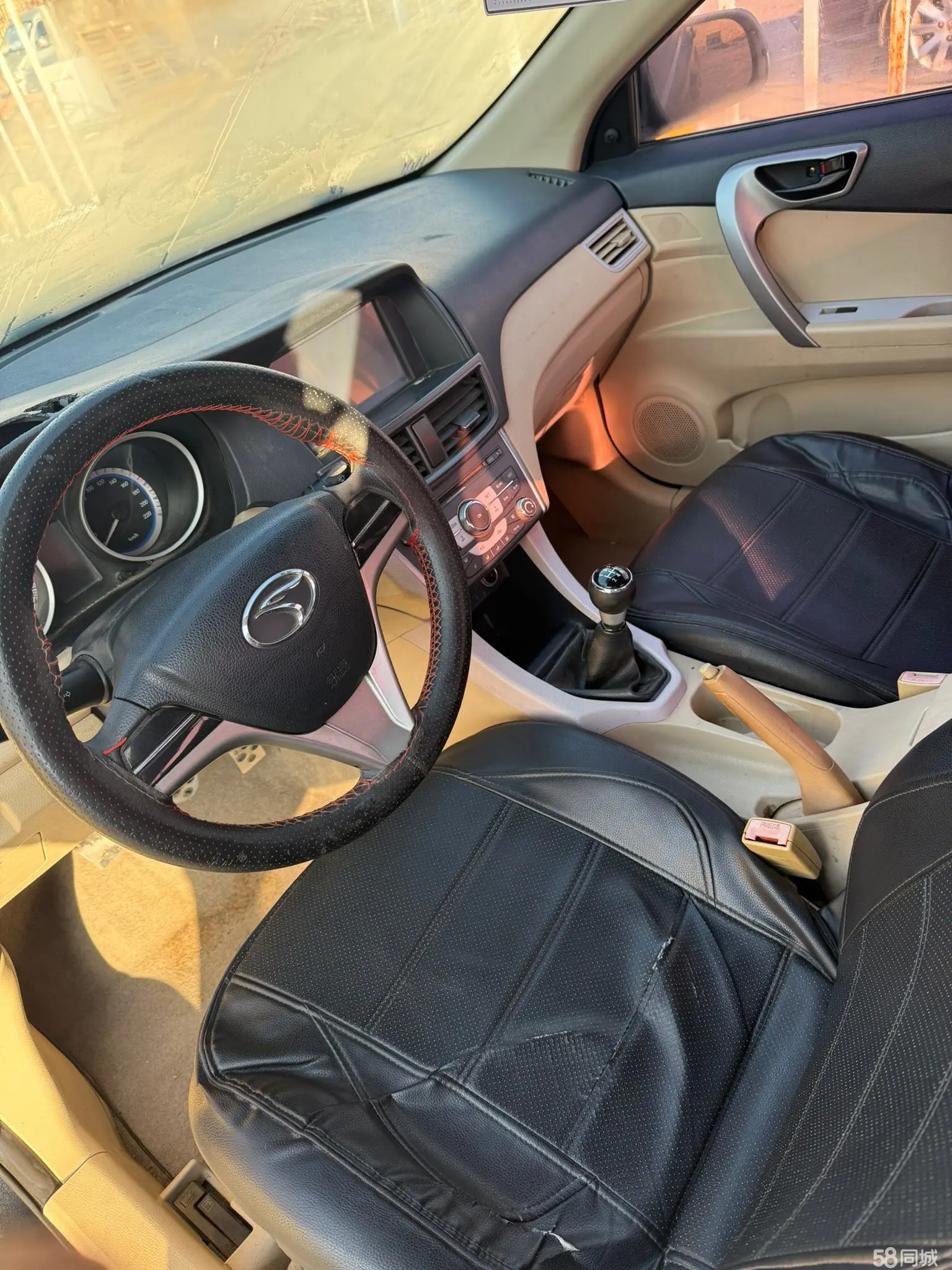 Soueast V5 Lingzhi 2012 #13 Soueast V5 Lingzhi 2012 car image #13