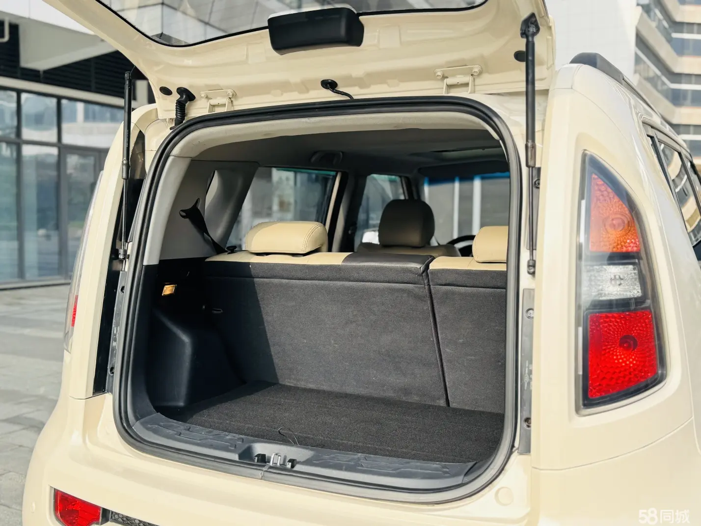 起亚 秀尔 2011 汽车图片 #13