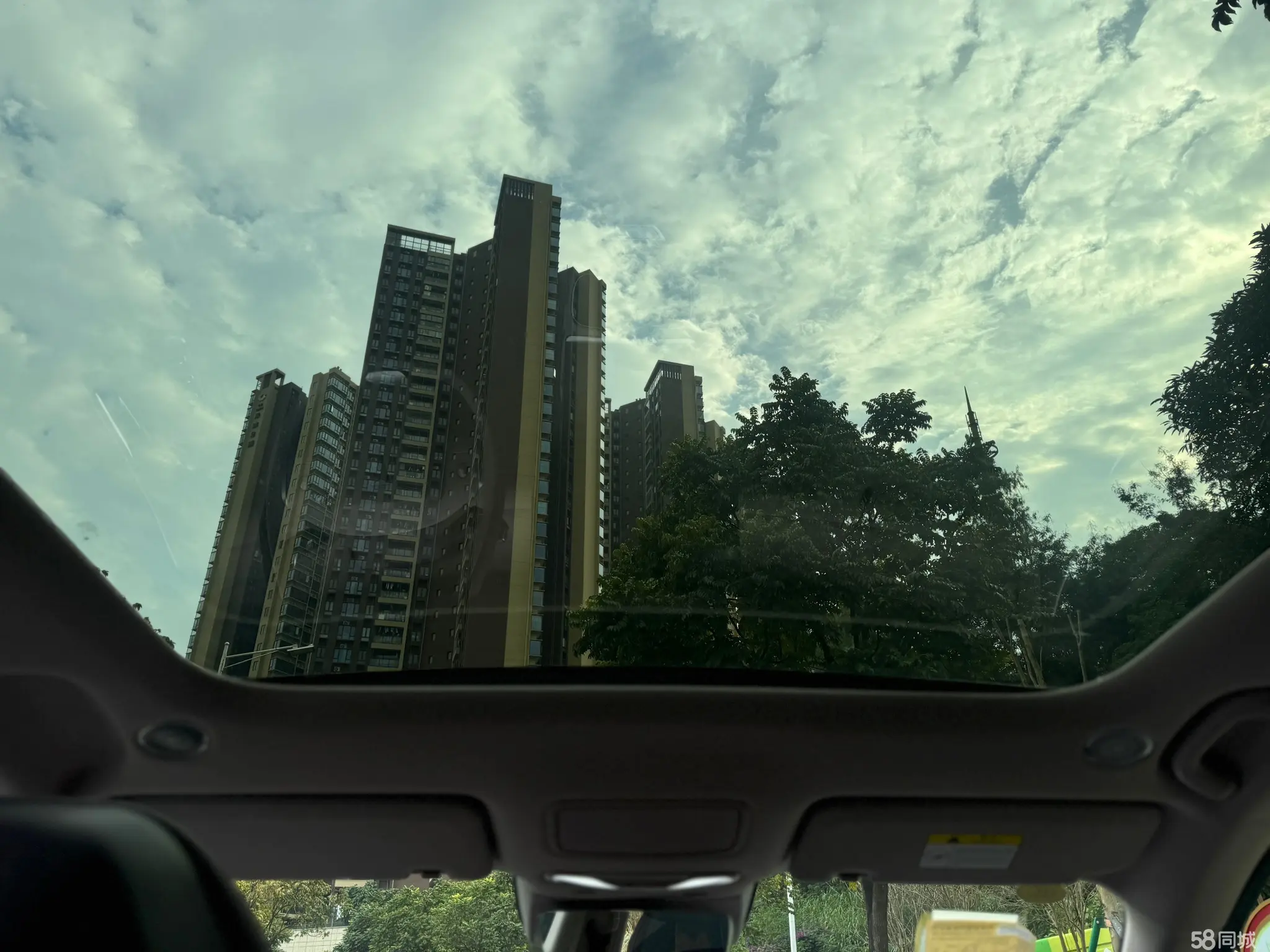 Deepal S07 2025 car image #13