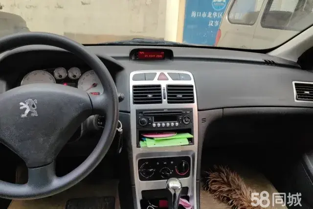 Peugeot 307 2011 car image #13