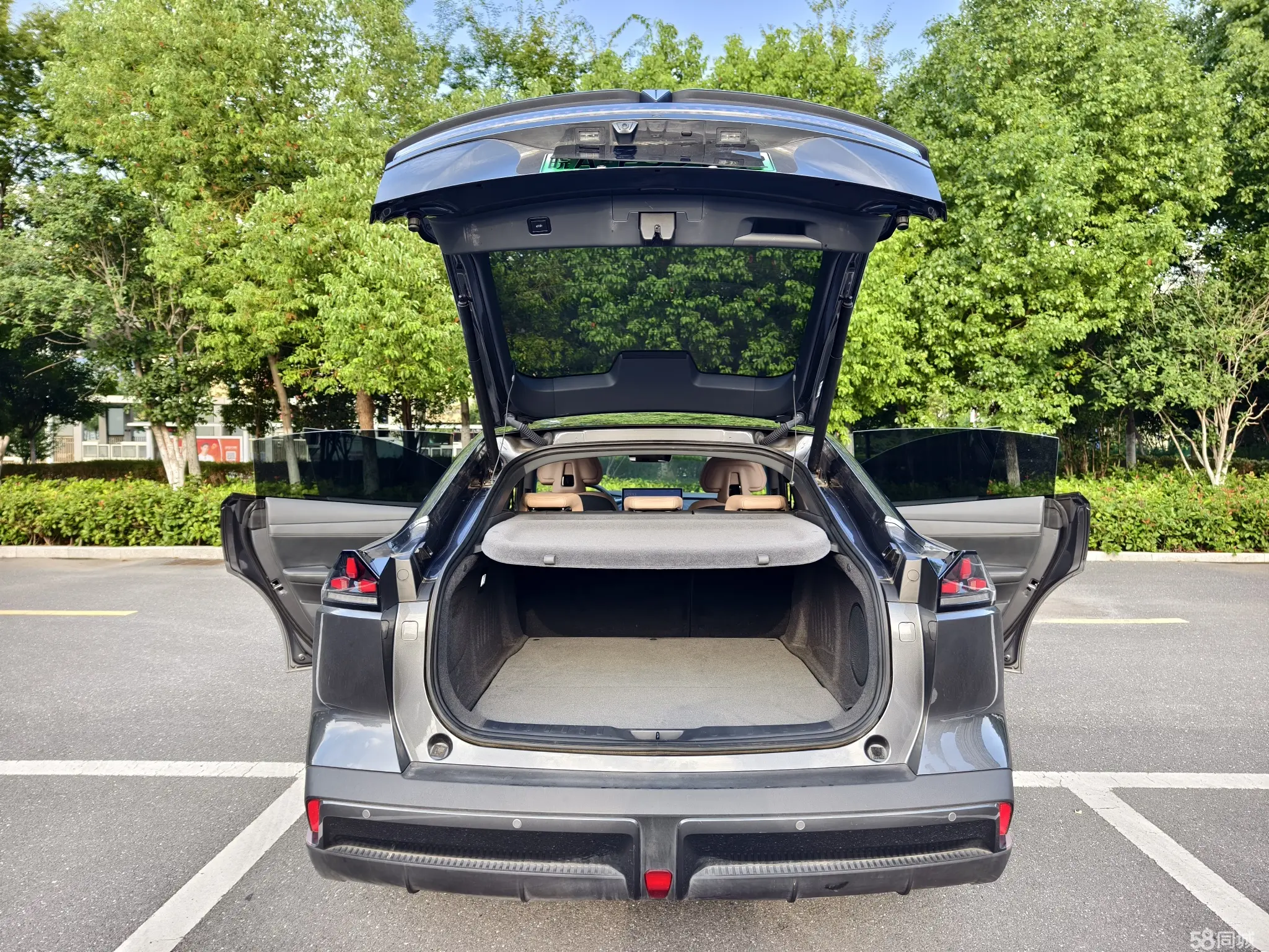 Deepal SL03 2022 #13 Deepal SL03 2022 car image #13