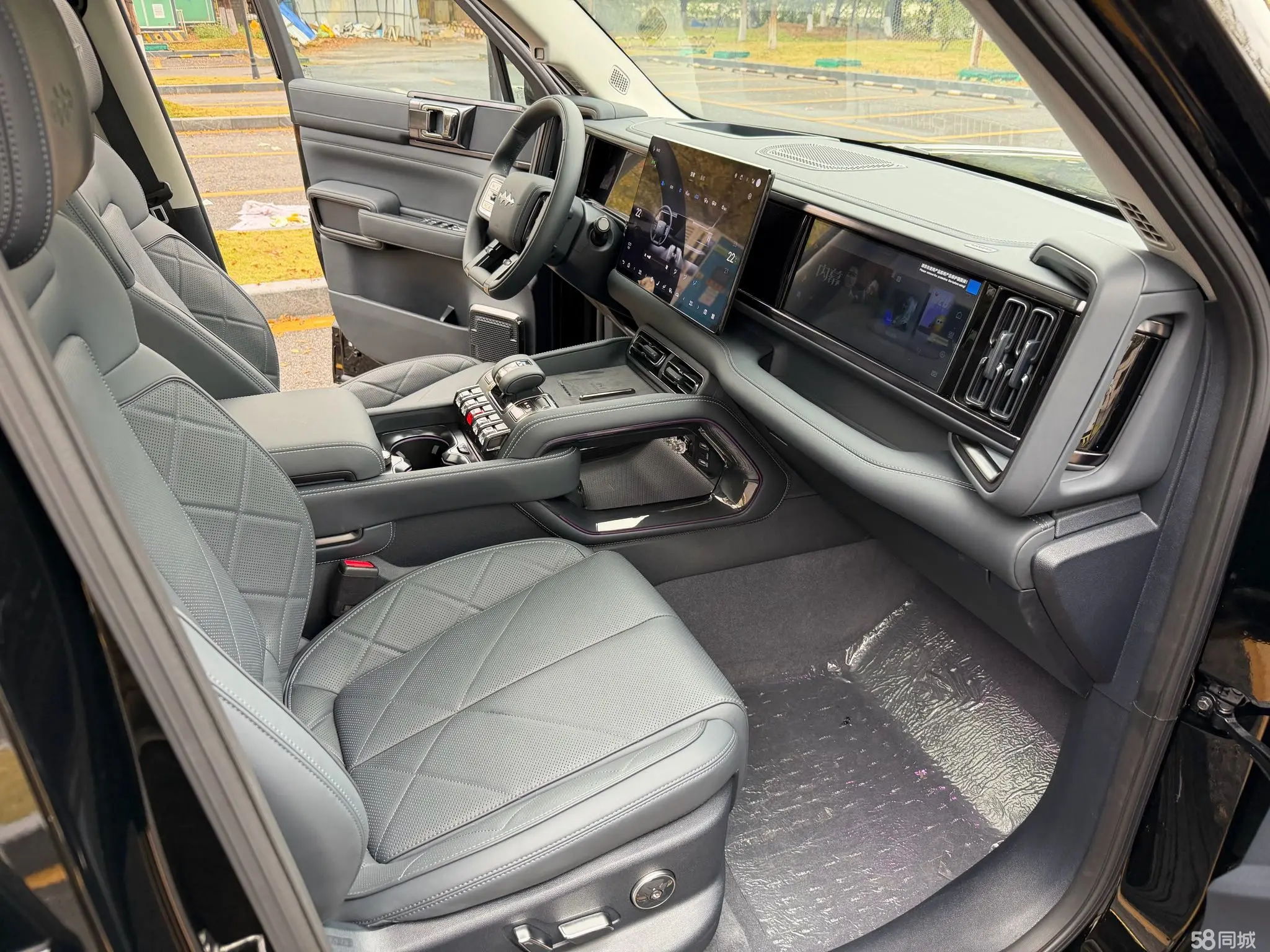 FangChengBao Leopard 5 2025 car image #13