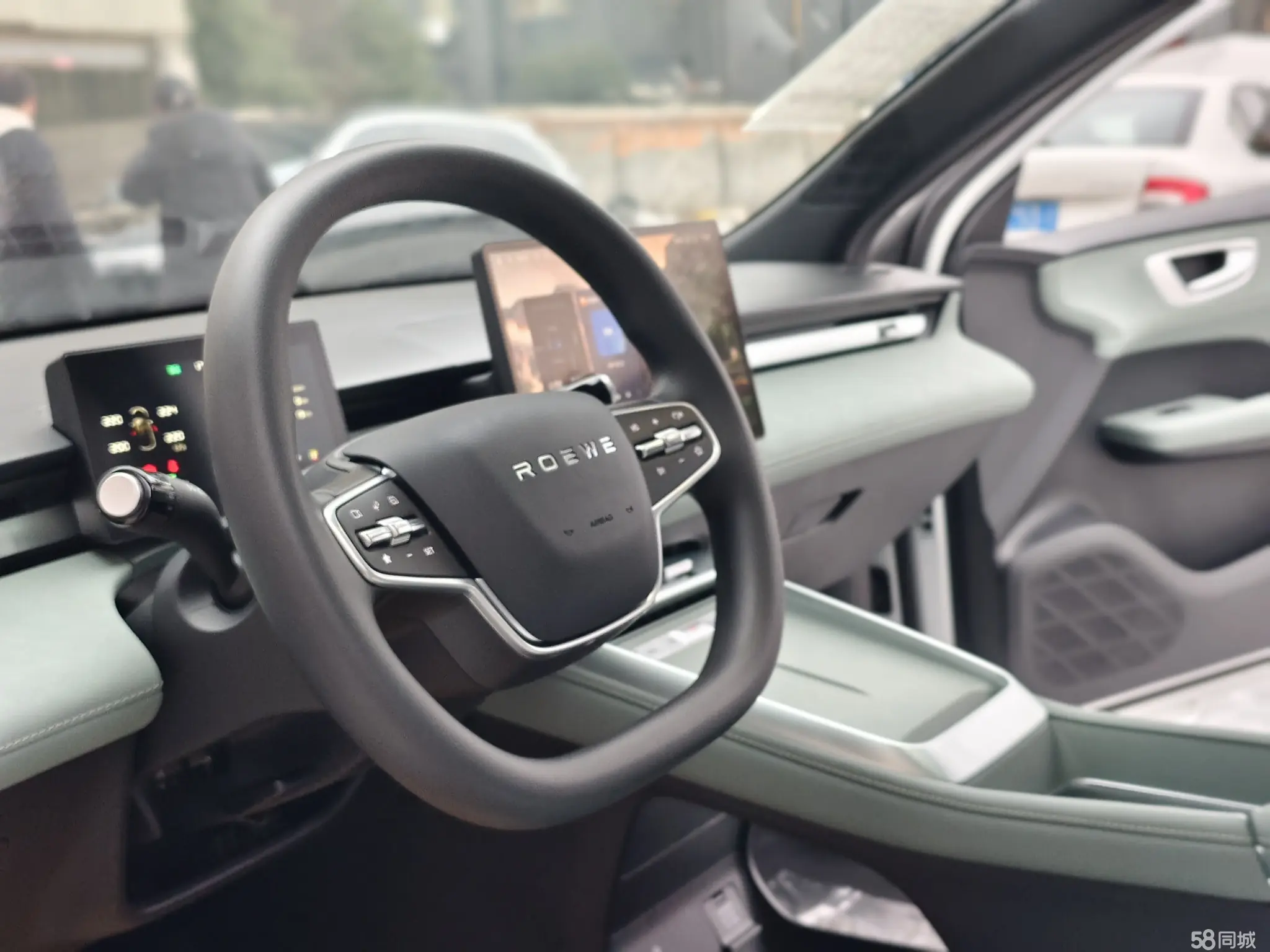 Roewe D6 2025 изображение автомобиля #13