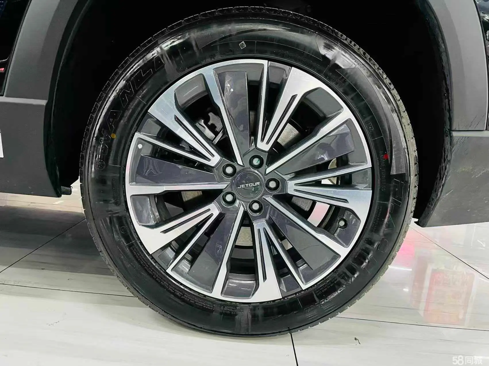 Jetour X90 C-DM 2025 immagine di auto #13