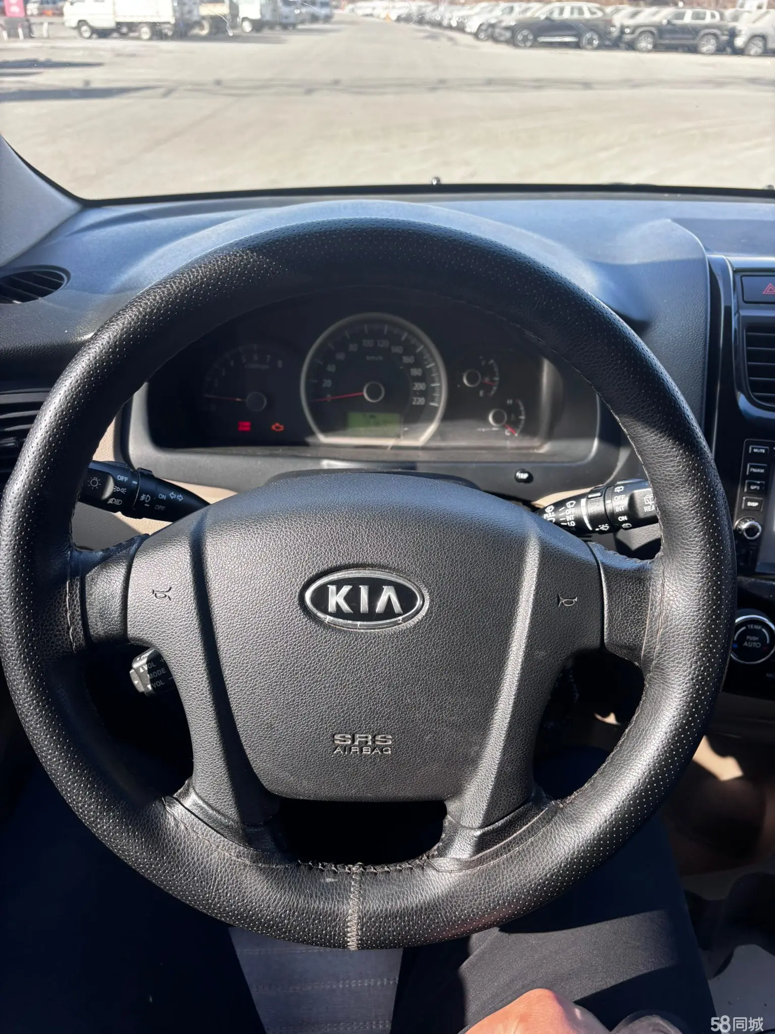 起亚 狮跑 2010 汽车图片 #13