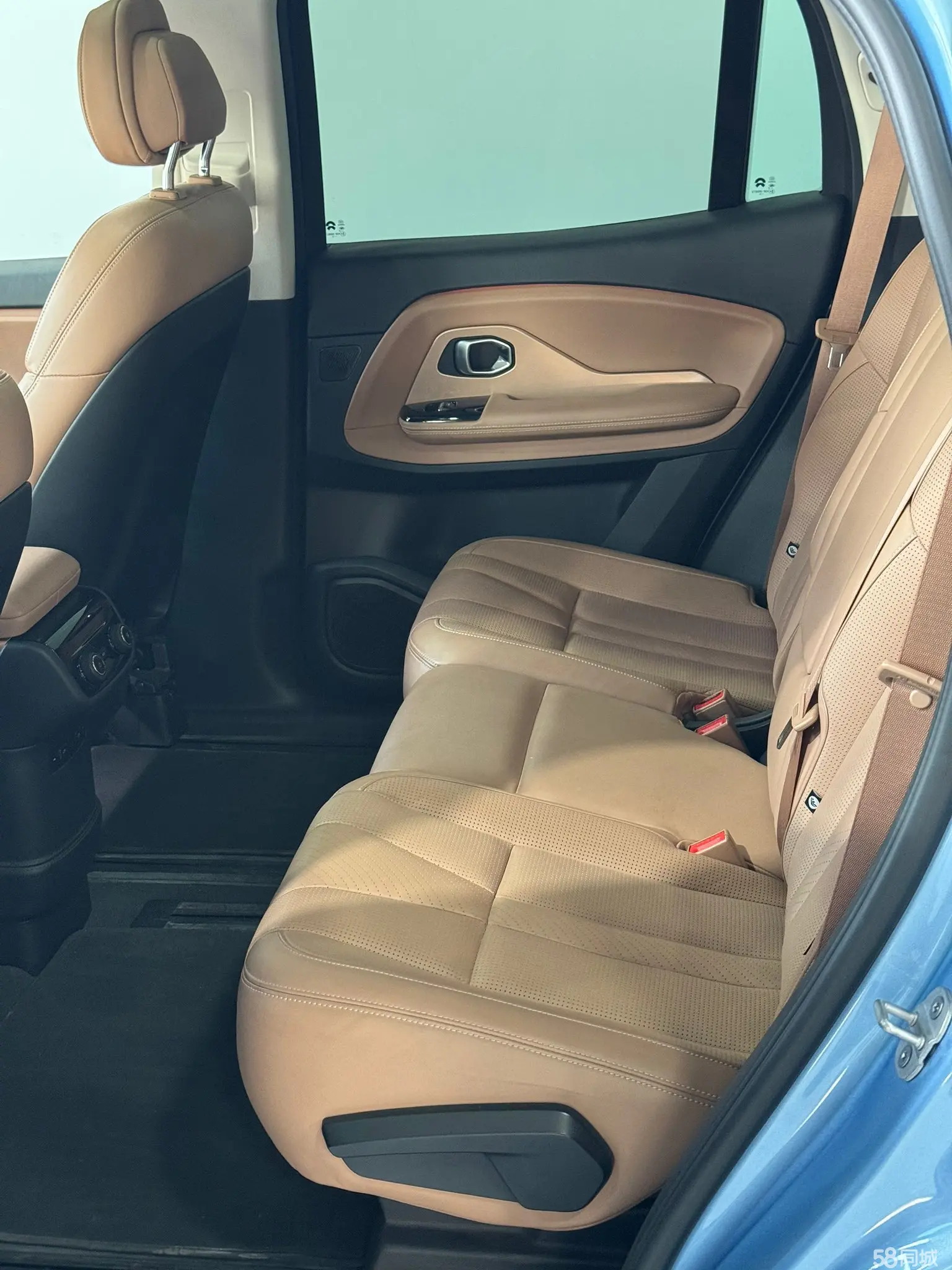 蔚来 蔚来ES8 2018 汽车图片 #13