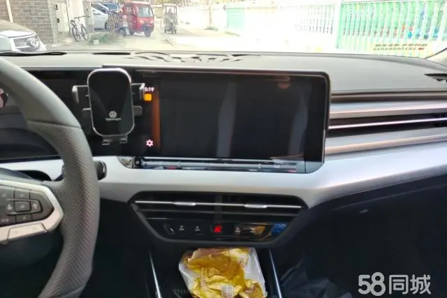 Volkswagen Lamando 2025 car image #13