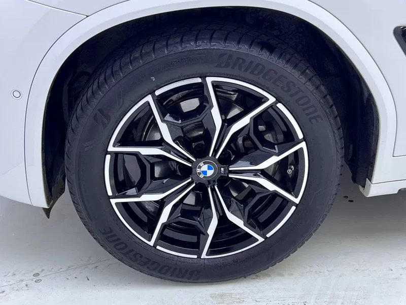 BMW X4 M40i 2024 #13 BMW X4 M40i 2024 immagine di auto #13