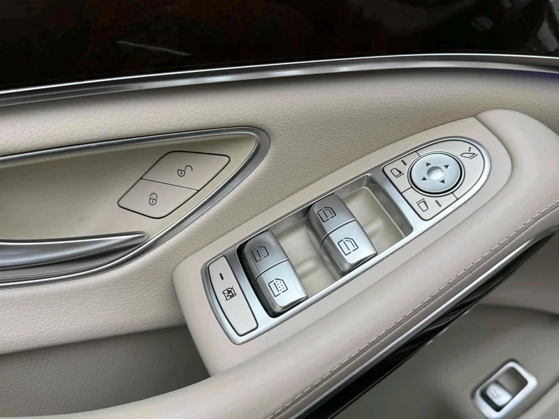 Mercedes-Benz Maybach S Class 2016 car image #13