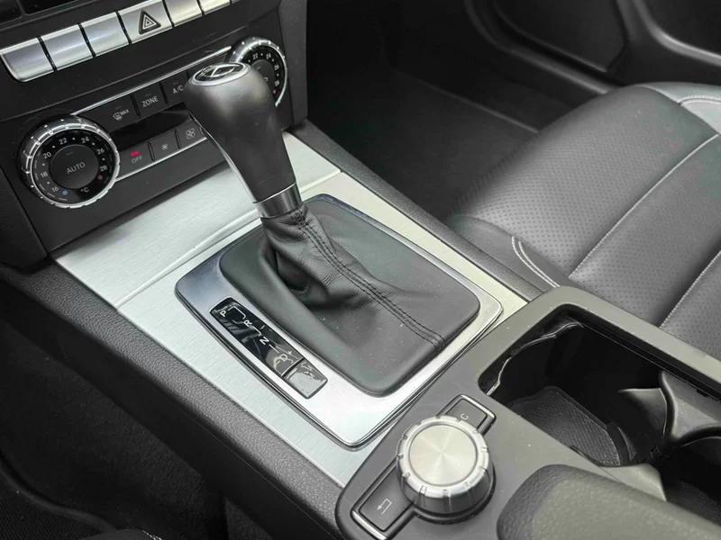 Mercedes-Benz C Class (Imported) 2013 #13 Mercedes-Benz C Class (Imported) 2013 car image #13
