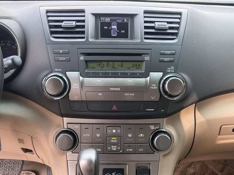 丰田 汉兰达 2012 #13 丰田 汉兰达 2012 汽车图片 #13