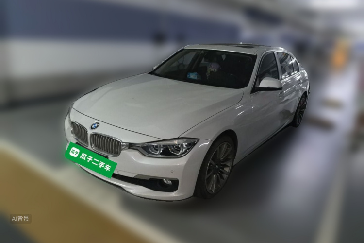 BMW 3 Series 2019 car image #2