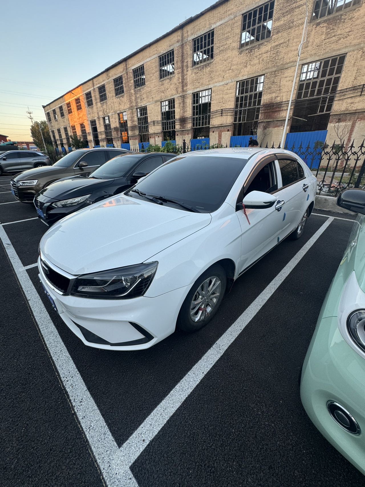 GEELY Emgrand 2022 GEELY Emgrand 2022 car image