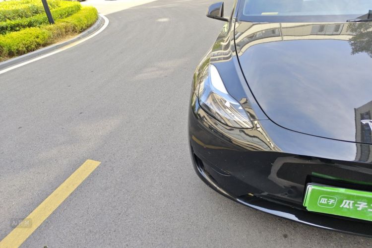 Tesla Model Y 2022 #8 Tesla Model Y 2022 car image #8