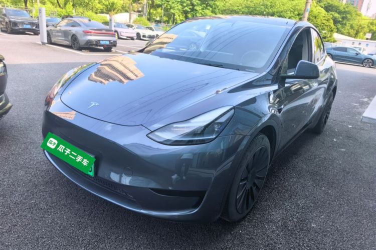 Tesla Model Y 2022 #2 Tesla Model Y 2022 car image #2