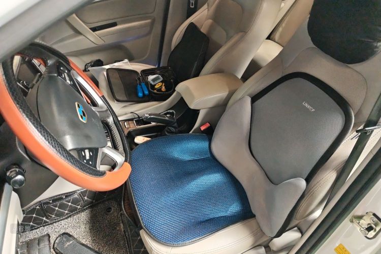 GEELY Emgrand 2015 car image #17
