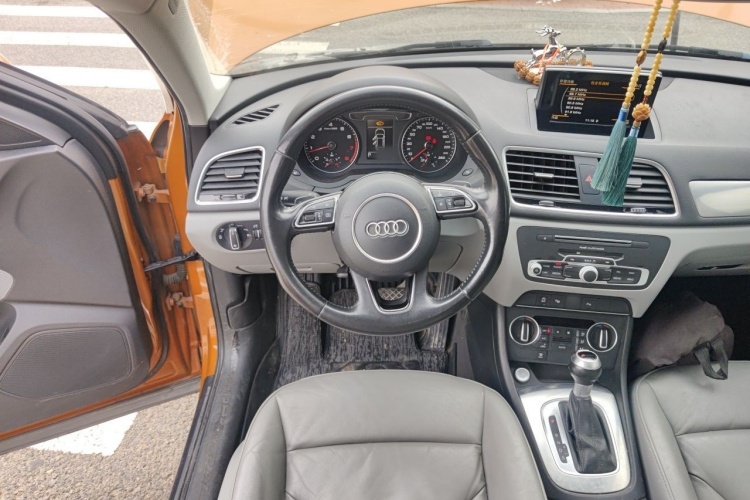 Audi Q3 2016 #15 Audi Q3 2016 car image #15