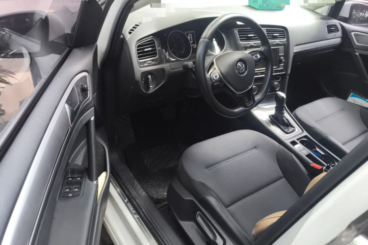 Volkswagen Golf 2018 #9 Volkswagen Golf 2018 car image #9