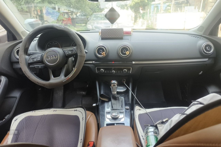 Audi A3 2020 car image #11