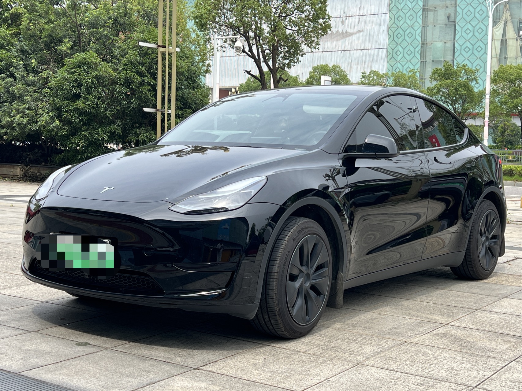 Tesla Model Y 2024 Tesla Model Y 2024 car image