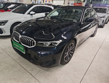 BMW 3 Series 2024 immagine di auto 