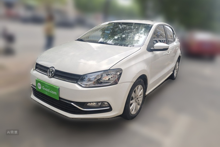 Volkswagen Polo 2015 car image #2
