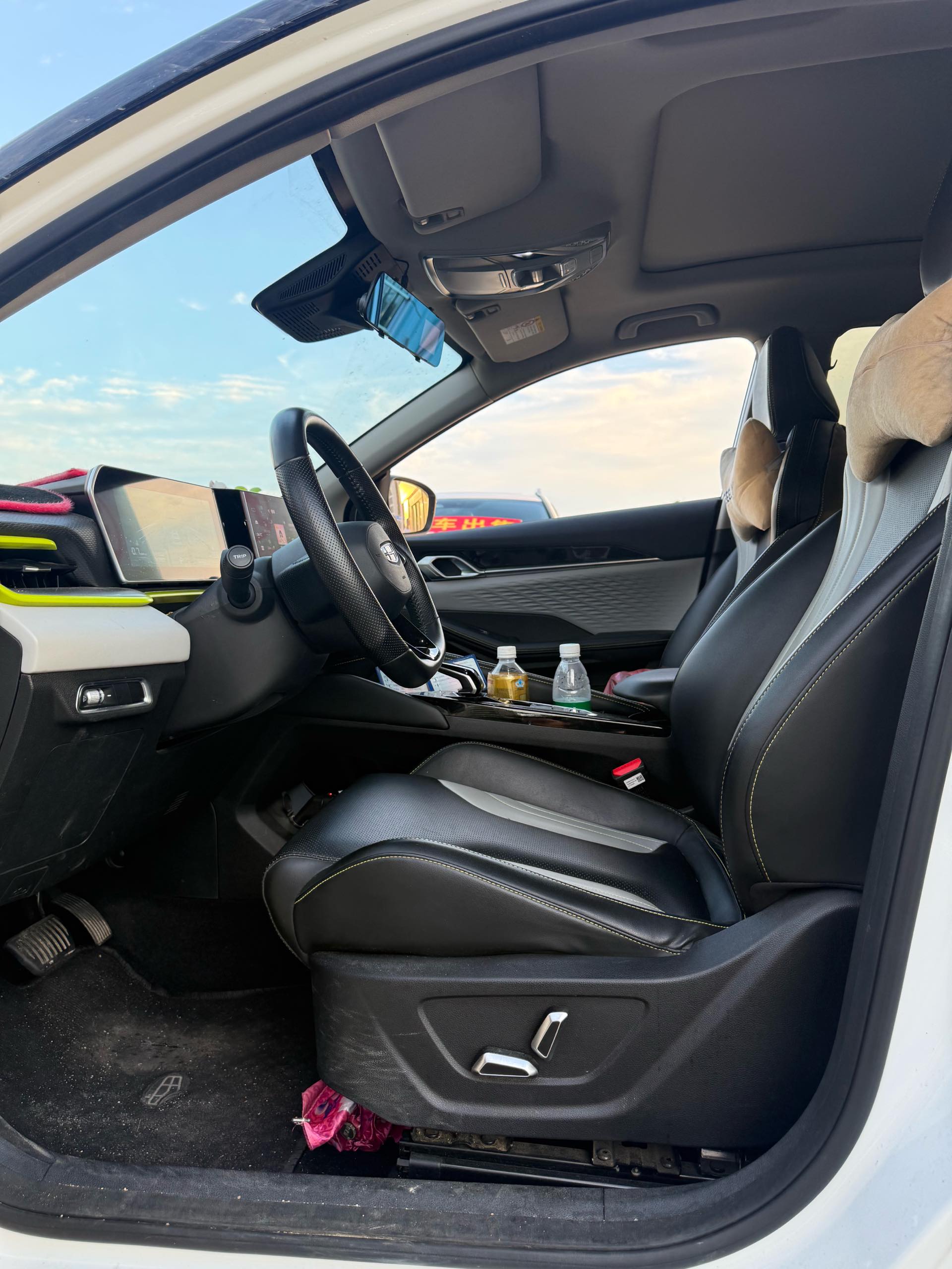 GEELY Coolray 2023 #3 GEELY Coolray 2023 صورة سيارة #3