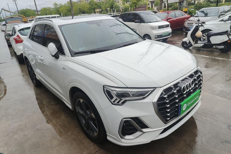 Audi Q3 2020 #4 Audi Q3 2020 car image #4
