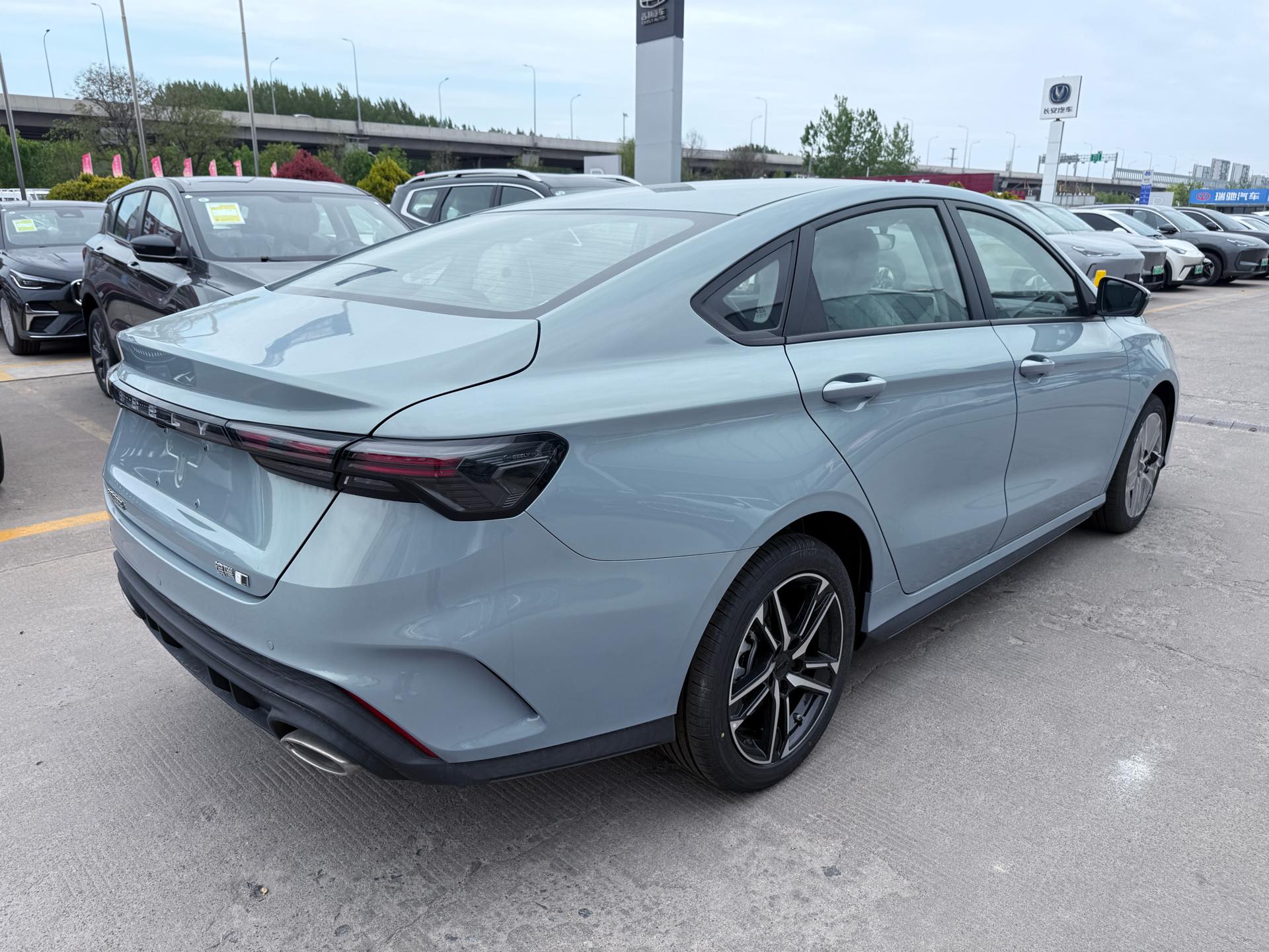 吉利汽车 缤瑞 2026 汽车图片 #4