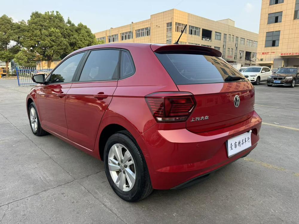 Volkswagen Polo 2020 car image #4