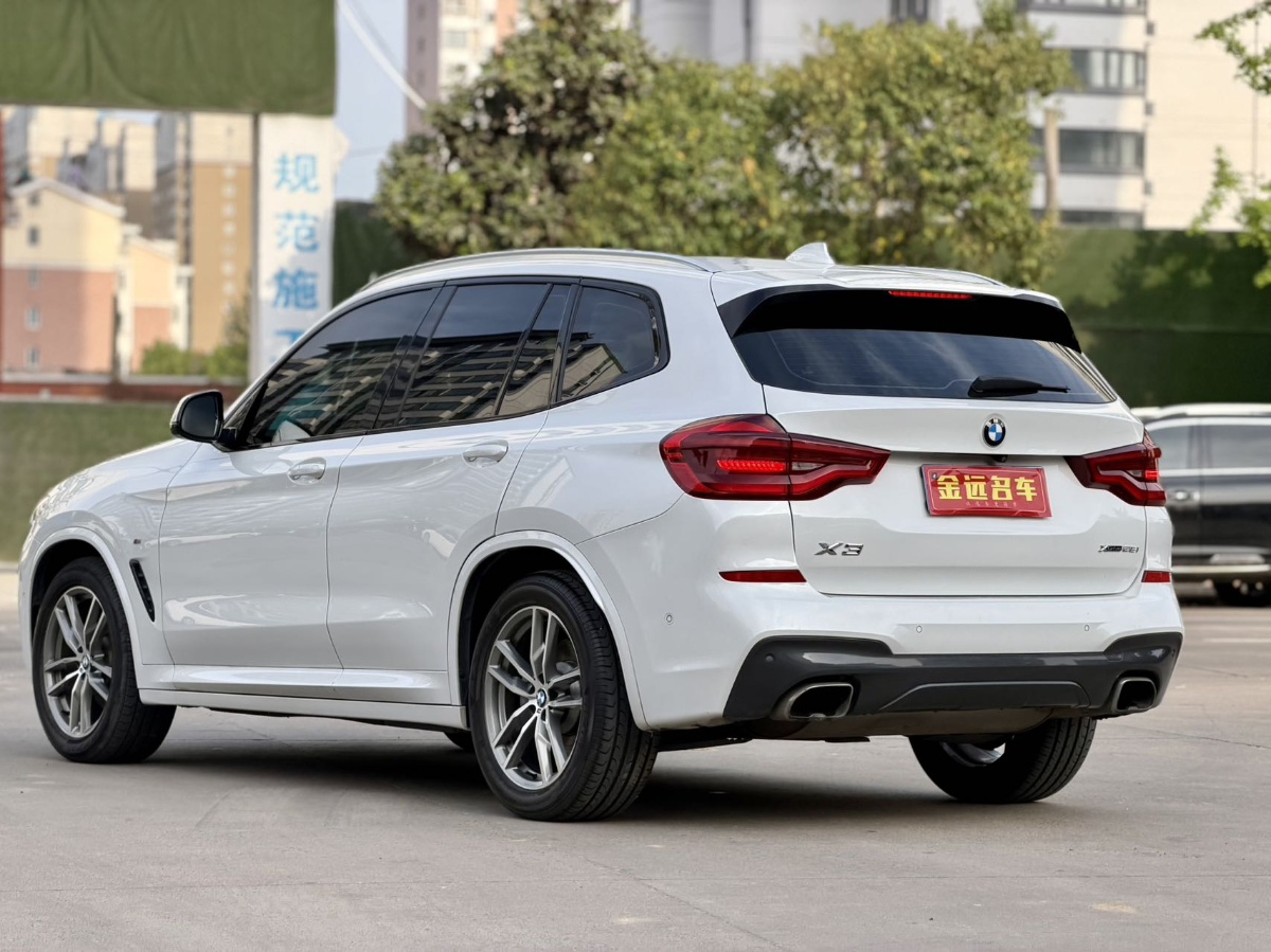 BMW X3 2018 car image #3