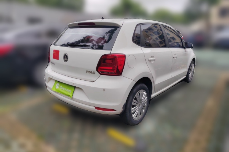Volkswagen Polo 2018 car image #5