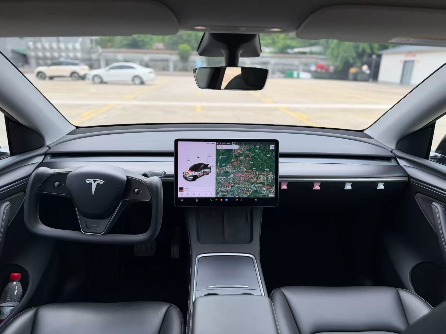 Tesla Model Y 2021 #8 Tesla Model Y 2021 car image #8