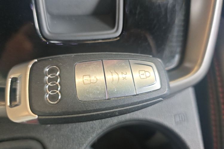 Audi A3 2021 car image #9