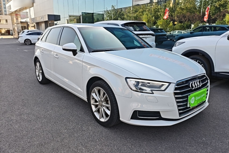 Audi A3 2019 #4 Audi A3 2019 car image #4