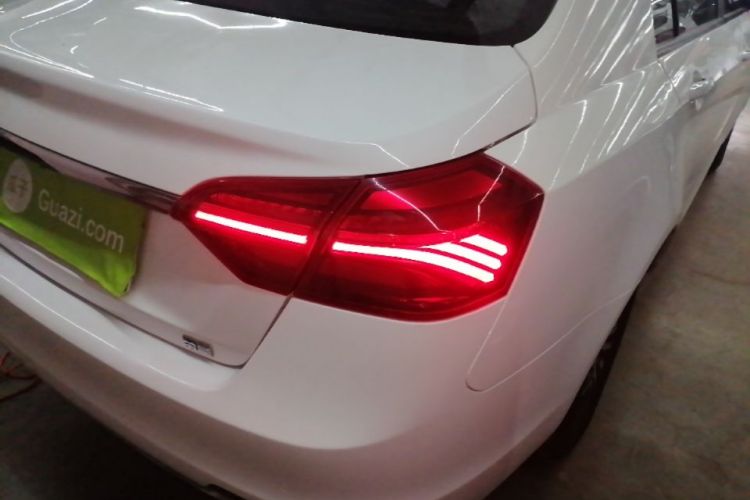 GEELY Emgrand 2019 #8 GEELY Emgrand 2019 car image #8