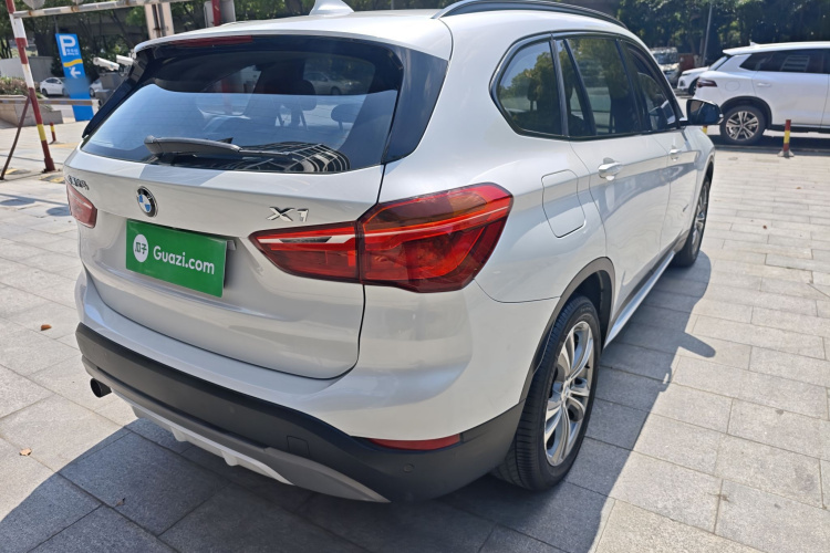 BMW X1 2018 #6 BMW X1 2018 car image #6