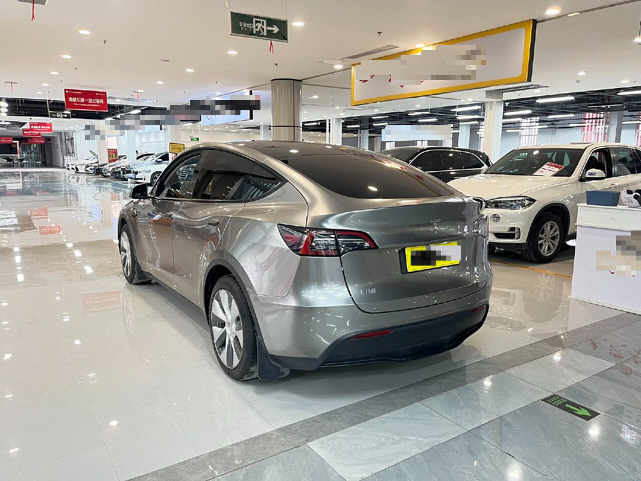 Tesla Model Y 2022 #11 Tesla Model Y 2022 car image #11