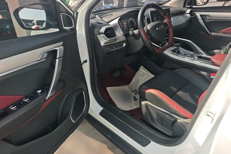 GEELY Coolray 2022 imagen de coche #16