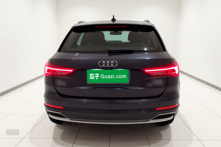 Audi Q3 2021 car image #6