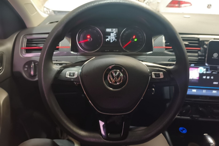 Volkswagen Santana 2018 #11 Volkswagen Santana 2018 car image #11