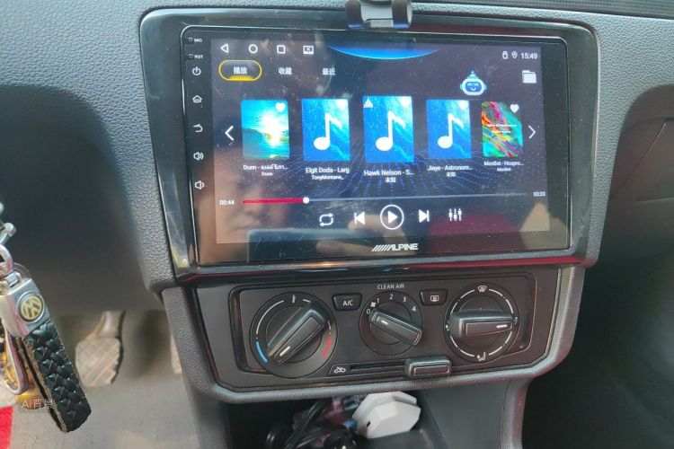 Volkswagen Santana 2019 car image #15