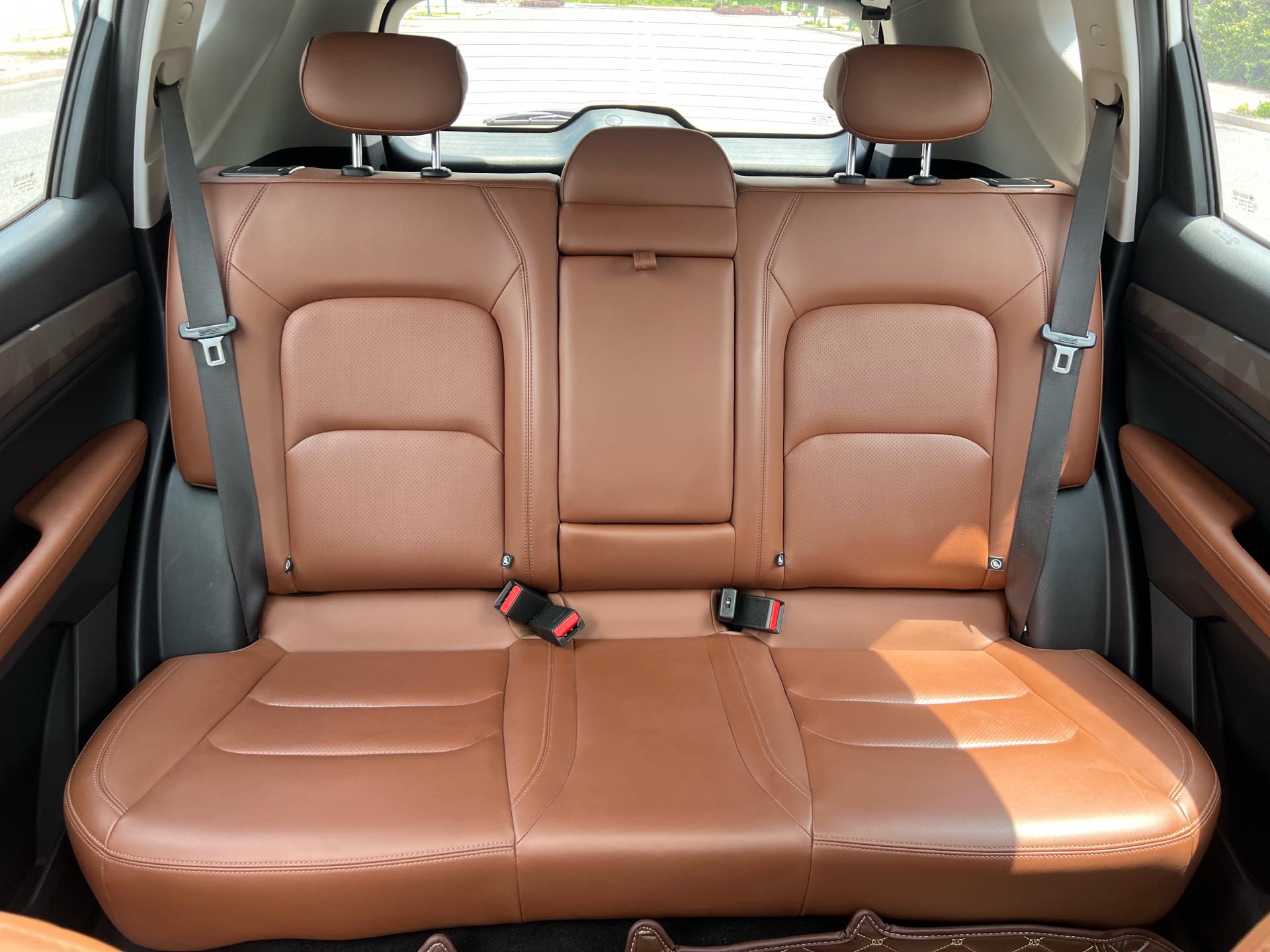 GEELY Vision X6 2022 car image #16