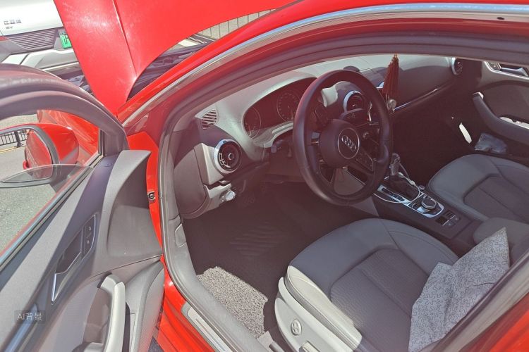 Audi A3 2018 car image #18