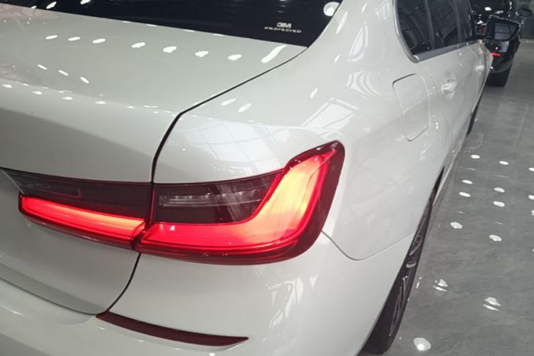 BMW 3 Series 2020 #8 BMW 3 Series 2020 car image #8