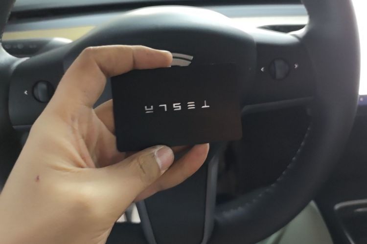 Tesla Model Y 2022 #9 Tesla Model Y 2022 car image #9